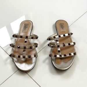 Valentino Garavani Rockstud Metallic Leather Sandals